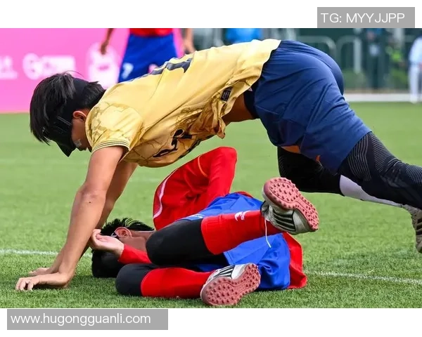 盲人足球比赛展现无畏精神与团队合作的感人瞬间