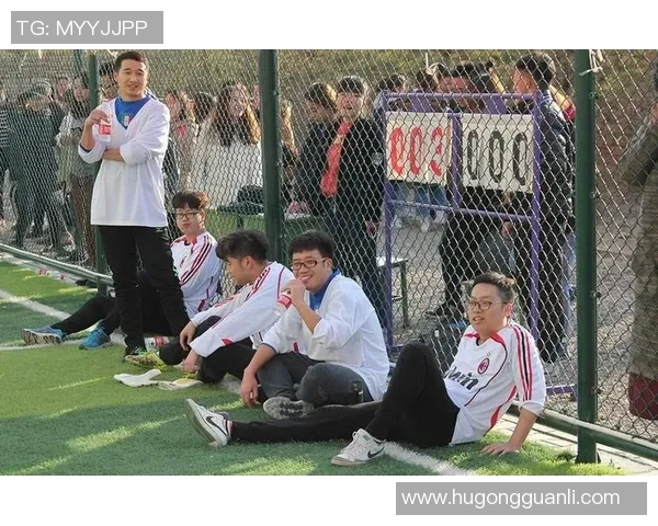 足球赵炎:从绿茵场上的拼搏到人生舞台的精彩转身 足球赵炎:从绿茵场上的拼搏到人生舞台的精彩转身